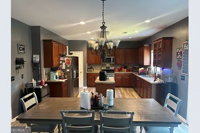 7295 Madison Circle, Union City, GA 30291 - Photo 5