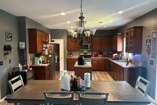 7295 Madison Cir, Union City, GA 30291 - Photo 5