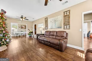 201 Colonial Way, Folkston, GA 31537 - Photo 17