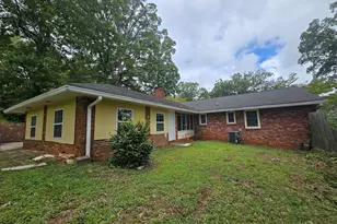 2110 La Vista Cir, Hapeville, GA 30354 - Photo 11