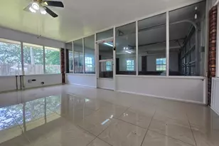 2110 La Vista Cir, Hapeville, GA 30354 - Photo 17