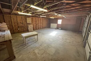 813 Normandy Trail, Lavonia, GA 30553 - Photo 7