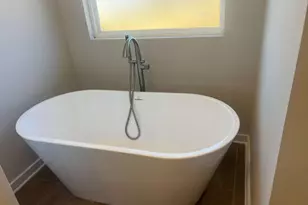 360 Jarrett St, Fairburn, GA 30213 - Photo 13