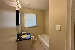 2913 Horse Shoe Dr, Atlanta, GA 30316 - Photo 13