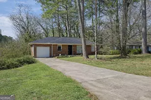 2913 Horse Shoe Dr, Atlanta, GA 30316 - Photo 1