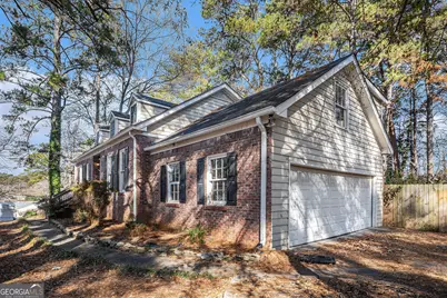 4521 S Roberts Drive, Sugar Hill, GA 30518 - Photo 3