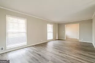 543 Tahoe Cir, Stone Mountain, GA 30083 - Photo 7