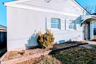 1058 Grant Terrace SE, Atlanta, GA 30315 - Photo 3