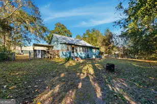 203 E 5th St, Woodbine, GA 31569 - Photo 15