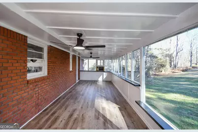 35 N Robinson Drive, Carrollton, GA 30117 - Photo 17