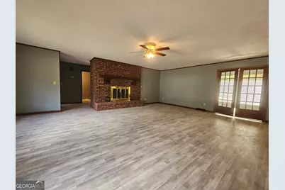 96 Glencrest Drive, Toccoa, GA 30577 - Photo 9