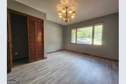 96 Glencrest Drive, Toccoa, GA 30577 - Photo 11