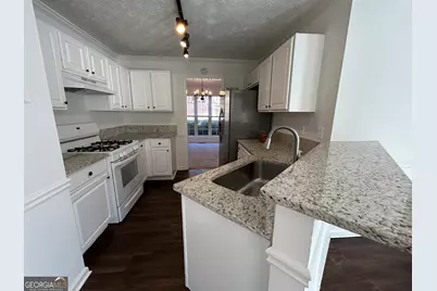 2022 Whitfield Lane, Lawrenceville, GA 30043 - Photo 5