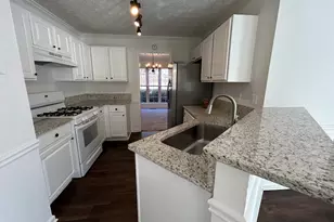 2022 Whitfield Ln, Lawrenceville, GA 30043 - Photo 5