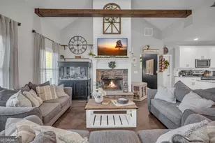 223 Maple Dr, Commerce, GA 30529 - Photo 3