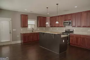 505 Mirror Lake Pkwy, Villa Rica, GA 30180 - Photo 5