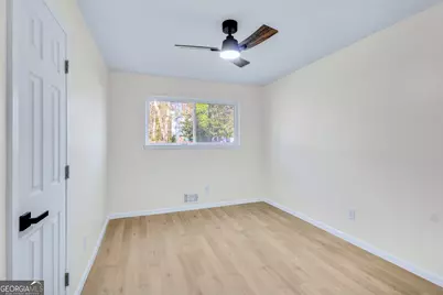 6695 Cedar Hurst Trail, Atlanta, GA 30349 - Photo 11