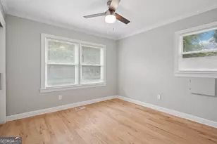 1335 E Washington Ave, East Point, GA 30344 - Photo 17