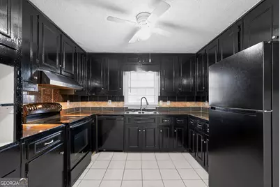 6581 Woodrow Road, Lithonia, GA 30038 - Photo 15