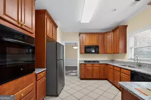 3960 E Saddle Ridge Dr, Lithonia, GA 30038 - Photo 15