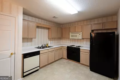 954 Greystone Court, Macon, GA 31204 - Photo 5