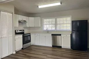 1695 E Broad St, Athens, GA 30601 - Photo 5