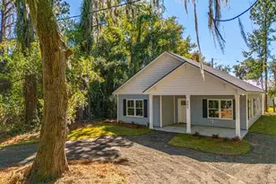 505 Madison St, Darien, GA 31305 - Photo 1