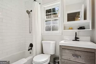 515 Rock Shadow Ct, Stone Mountain, GA 30087 - Photo 15