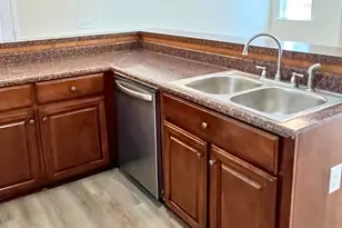 818 E Davis Ave, Kingsland, GA 31548 - Photo 9