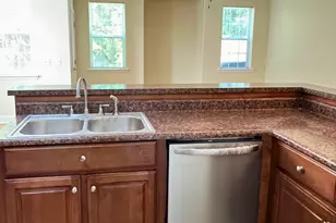 822 E Davis Ave, Kingsland, GA 31548 - Photo 9