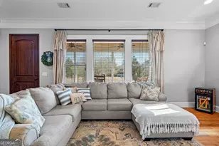 371 Milner St, Meansville, GA 30256 - Photo 13