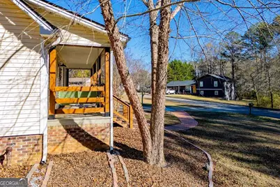 110 Bartlett Circle, Bowdon, GA 30108 - Photo 15