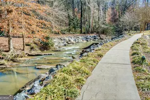 27207 Plantation Dr NE, Atlanta, GA 30324 - Photo 37