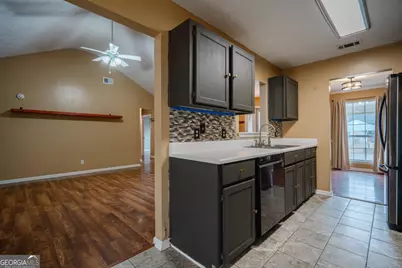 100 Cutoff Way, Richmond Hill, GA 31324 - Photo 9