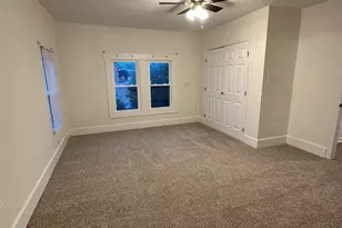 306 S Tillman St, Glennville, GA 30427 - Photo 5