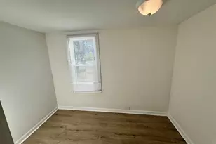 306 S Tillman St, Glennville, GA 30427 - Photo 7