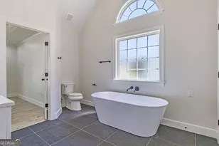 204 Erin Ln, Macon, GA 31216 - Photo 7