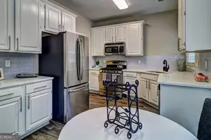 10640 Victory Gate Dr, Johns Creek, GA 30022 - Photo 13