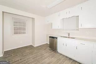 491 Pennybrook Dr, Stone Mountain, GA 30087 - Photo 5