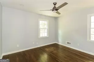 2730 Cedarbrook Dr, Marietta, GA 30066 - Photo 9