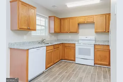 312 Harris Avenue, Locust Grove, GA 30248 - Photo 9