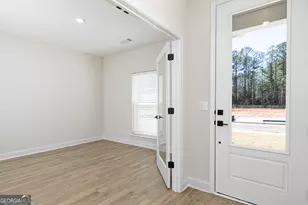 526 Cantrell Dr, Dallas, GA 30157 - Photo 3