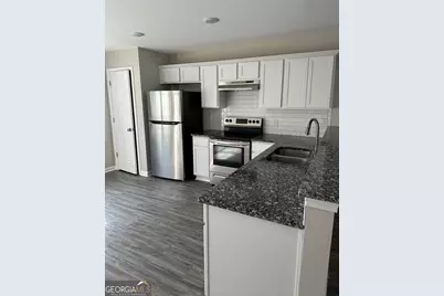 4454 Pinscher Street, Union City, GA 30291 - Photo 5