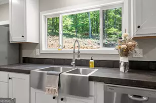 647 Fern Valley Trail, Clarkesville, GA 30523 - Photo 11