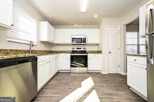 6600 Browns Mill Ferry Dr, Lithonia, GA 30038 - Photo 5