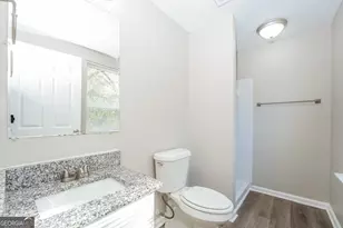 5200 Martins Crossing Rd, Stone Mountain, GA 30088 - Photo 15