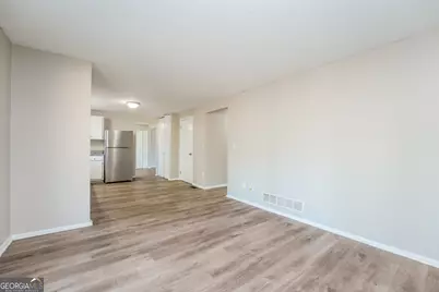 5200 Martins Crossing Road, Stone Mountain, GA 30088 - Photo 7