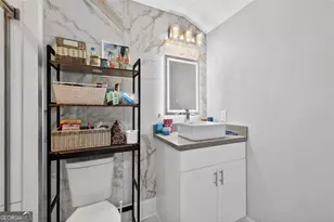 1074 Peachtree Walk NE, Atlanta, GA 30309 - Photo 35