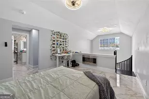 1074 Peachtree Walk NE, Atlanta, GA 30309 - Photo 33
