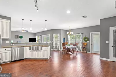 399 Gowen Drive, Folkston, GA 31537 - Photo 17